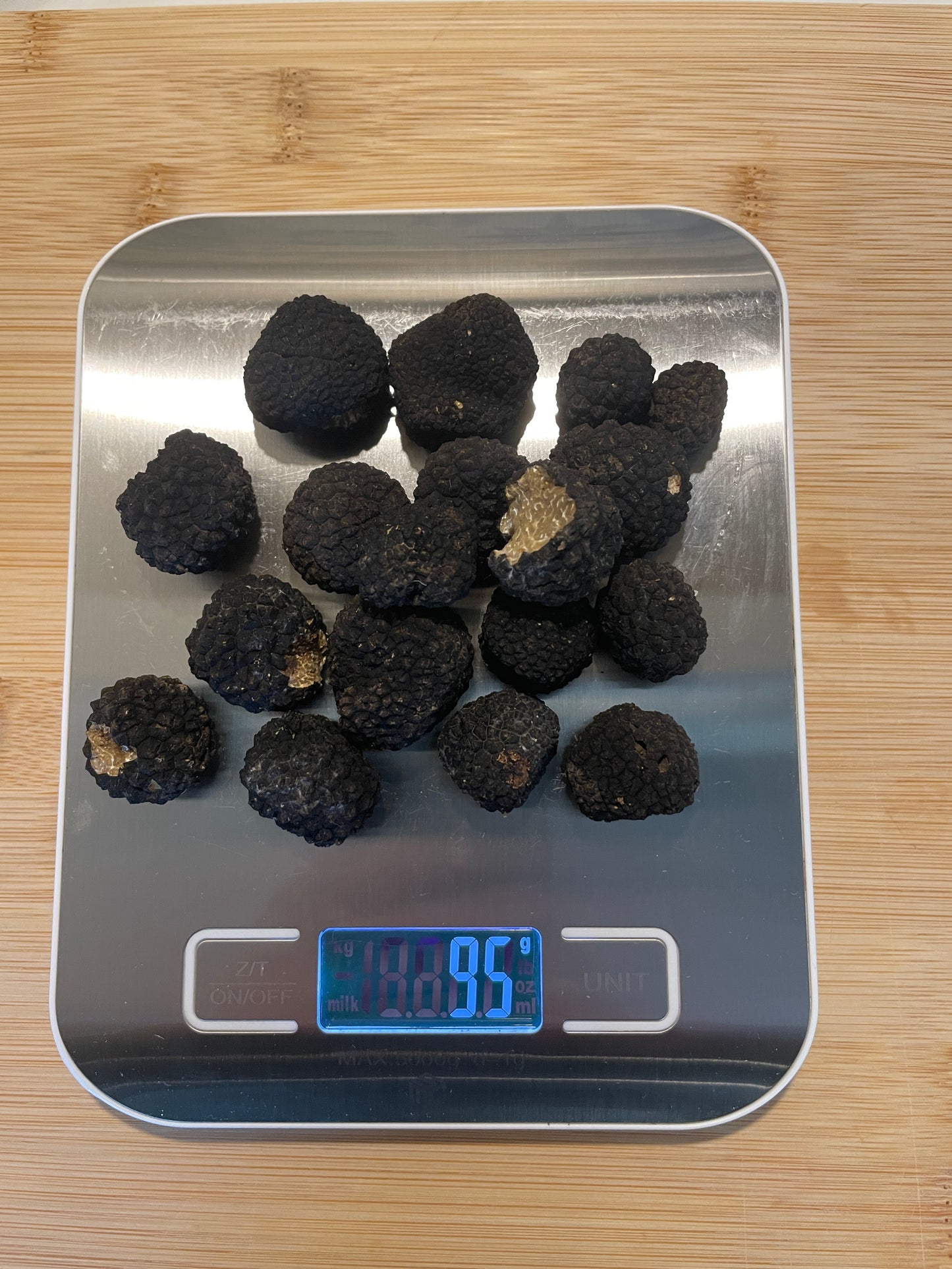 Fresh Irish Autumn Truffles (Tuber Uncinatum)